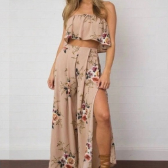 zulezs Other - Two piece outfit 🌺 last one